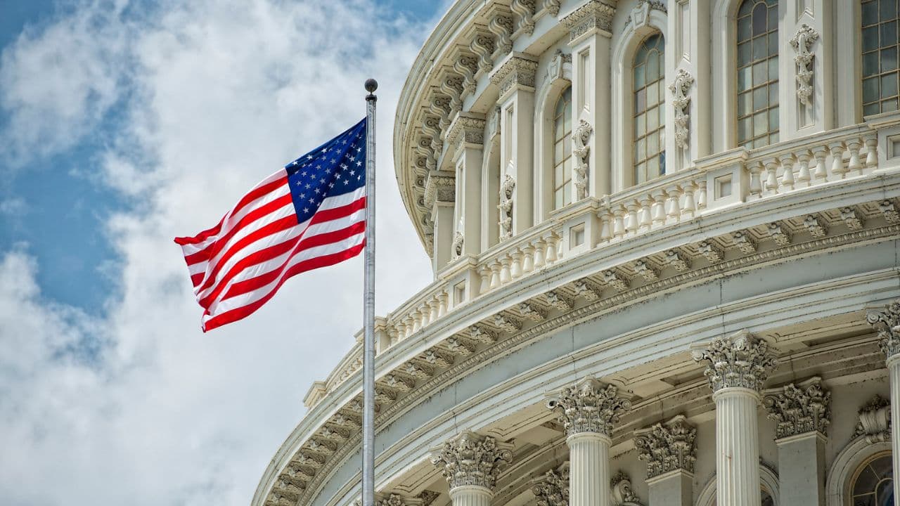 JD Vance contro Tim Walz: il dibattito per la vicepresidenza USA