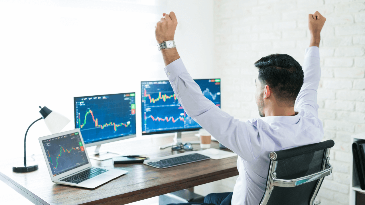 The best investment strategies? 5 types of investing compared