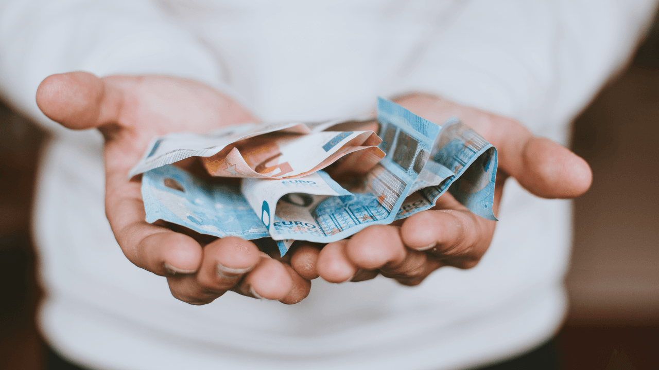 Debito pubblico: la classifica dei paesi più indebitati nel 2025