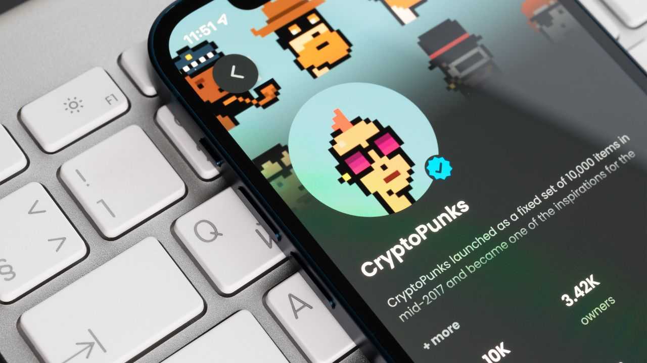 NFT: Yuga Labs Hires Expert for Cryptopunks